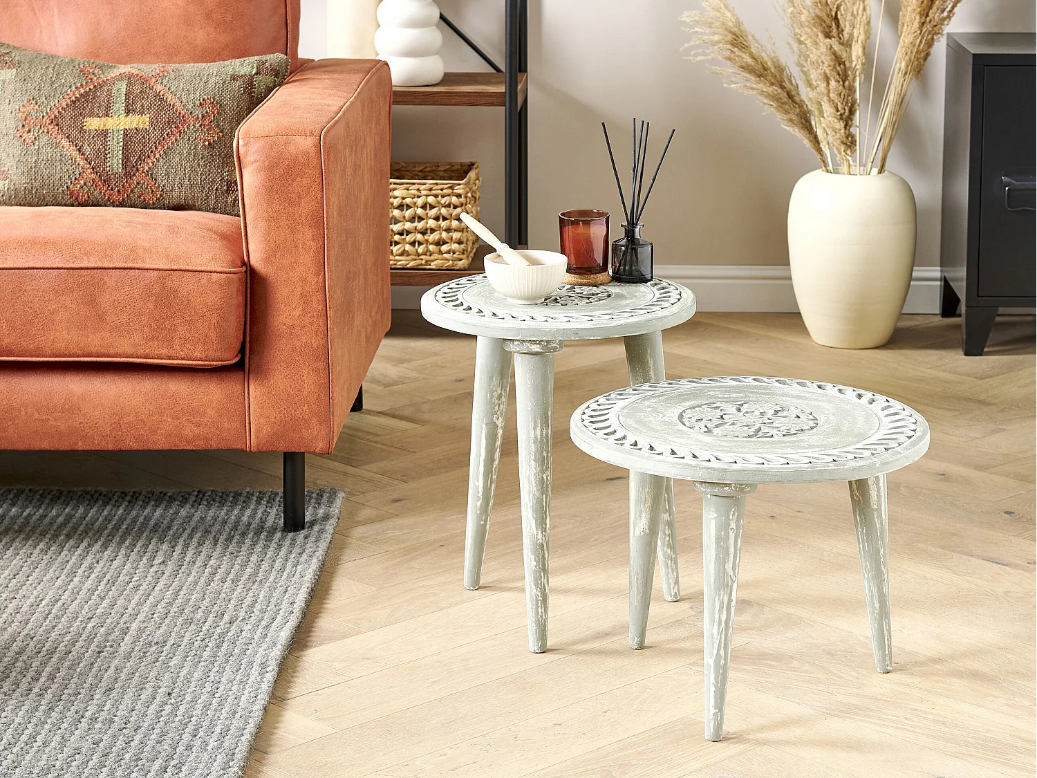 Set van 2 bijzettafels EKAMBA Mangohout Lichtgroen