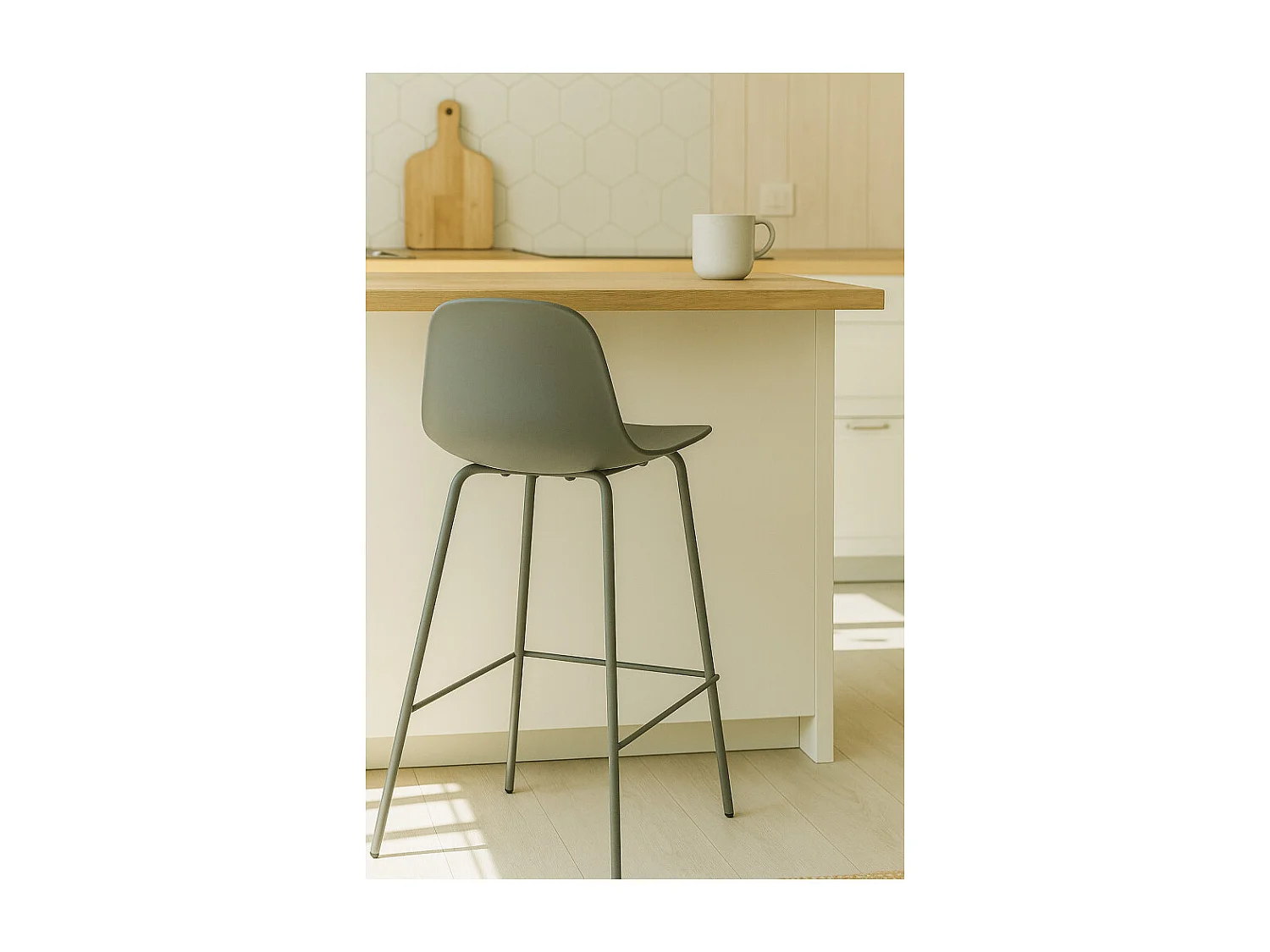 Hel - Lot de 2 chaises de bar en plastique et métal H67,5cm - Vert kaki