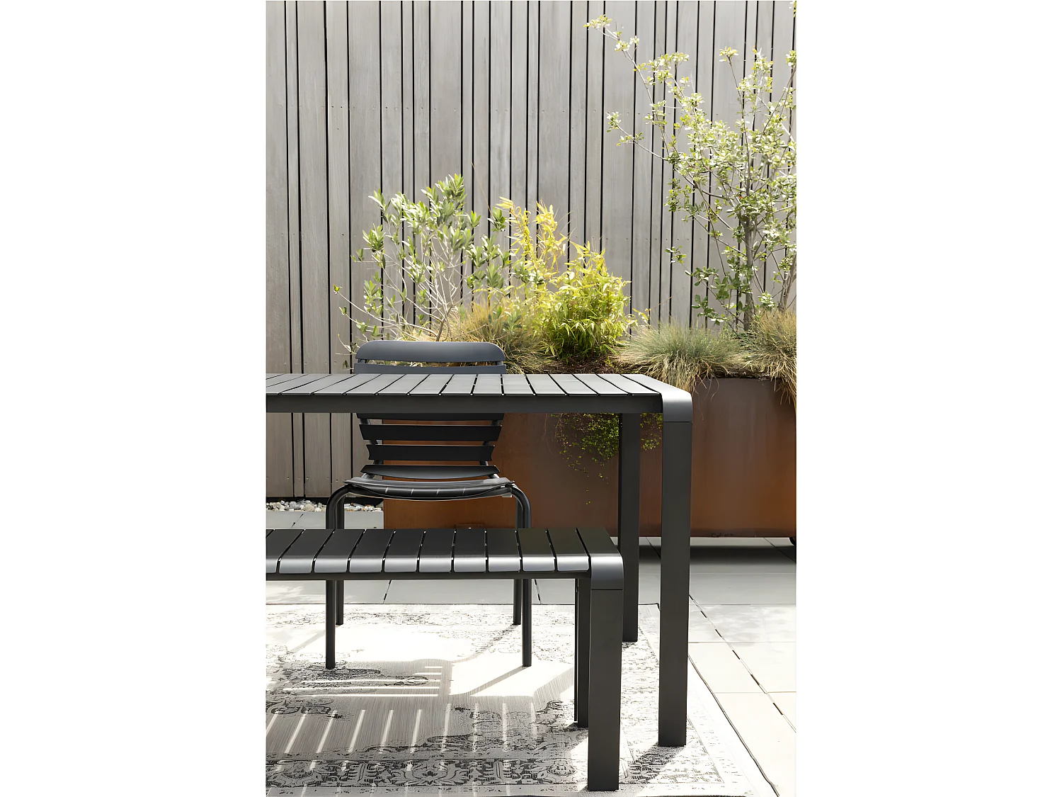 Vondel - Banc de jardin en métal 129,5x45cm - Noir
