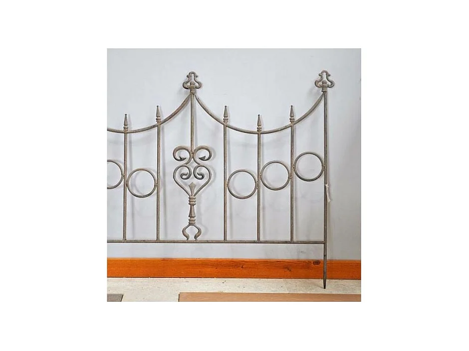 Recinzione in ferro a forma di cuore 90 x 73 cm