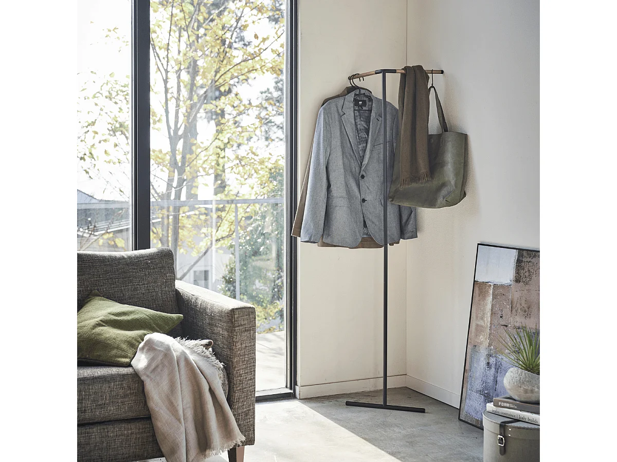 Porte-manteau d'angle incliné H160 cm - TOWER