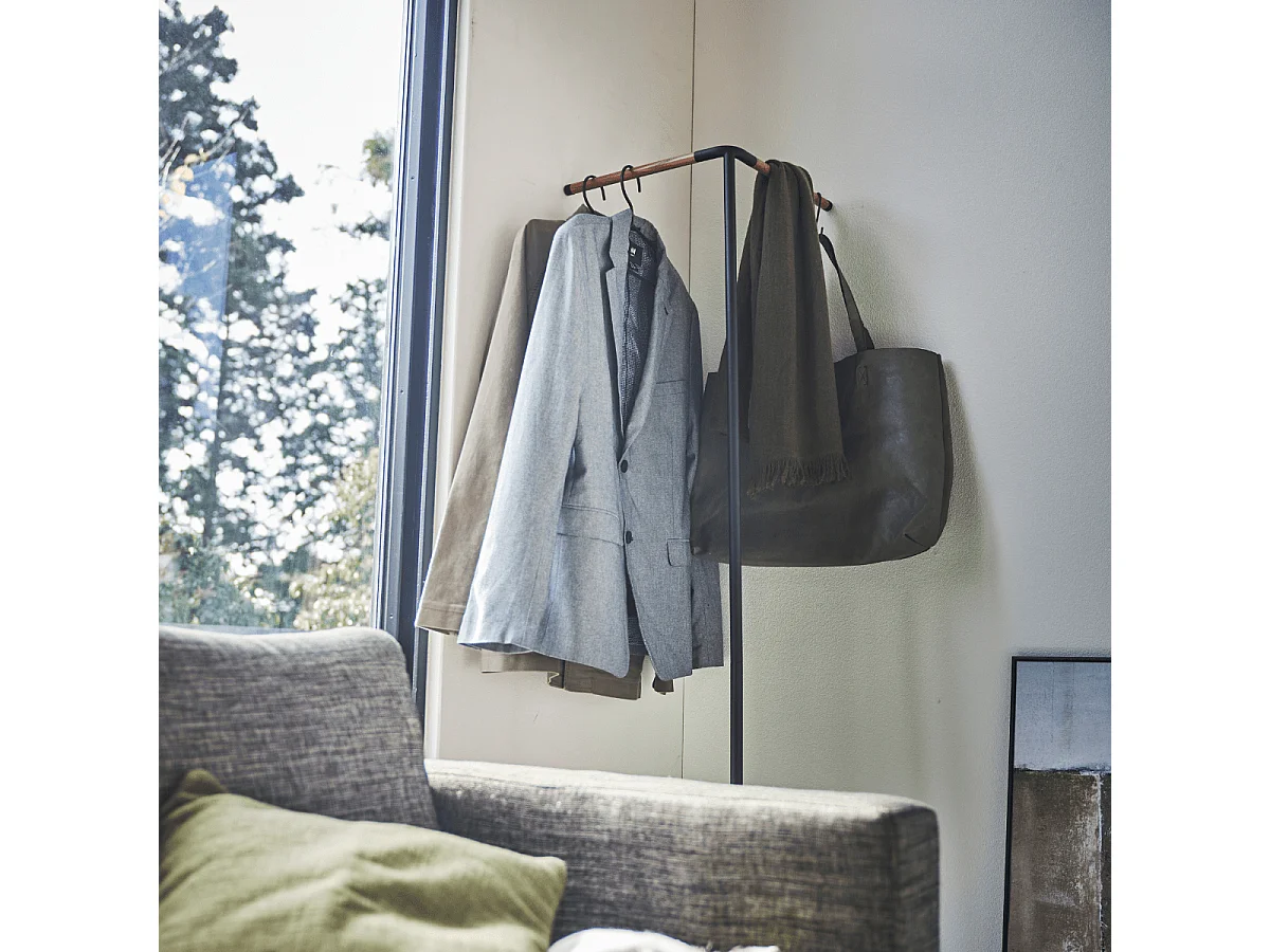 Porte-manteau d'angle incliné H160 cm - TOWER