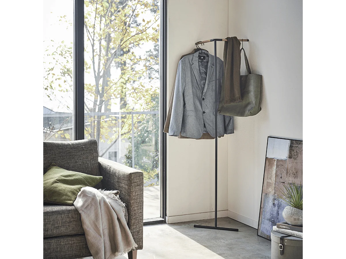 Porte-manteau d'angle incliné H160 cm - TOWER