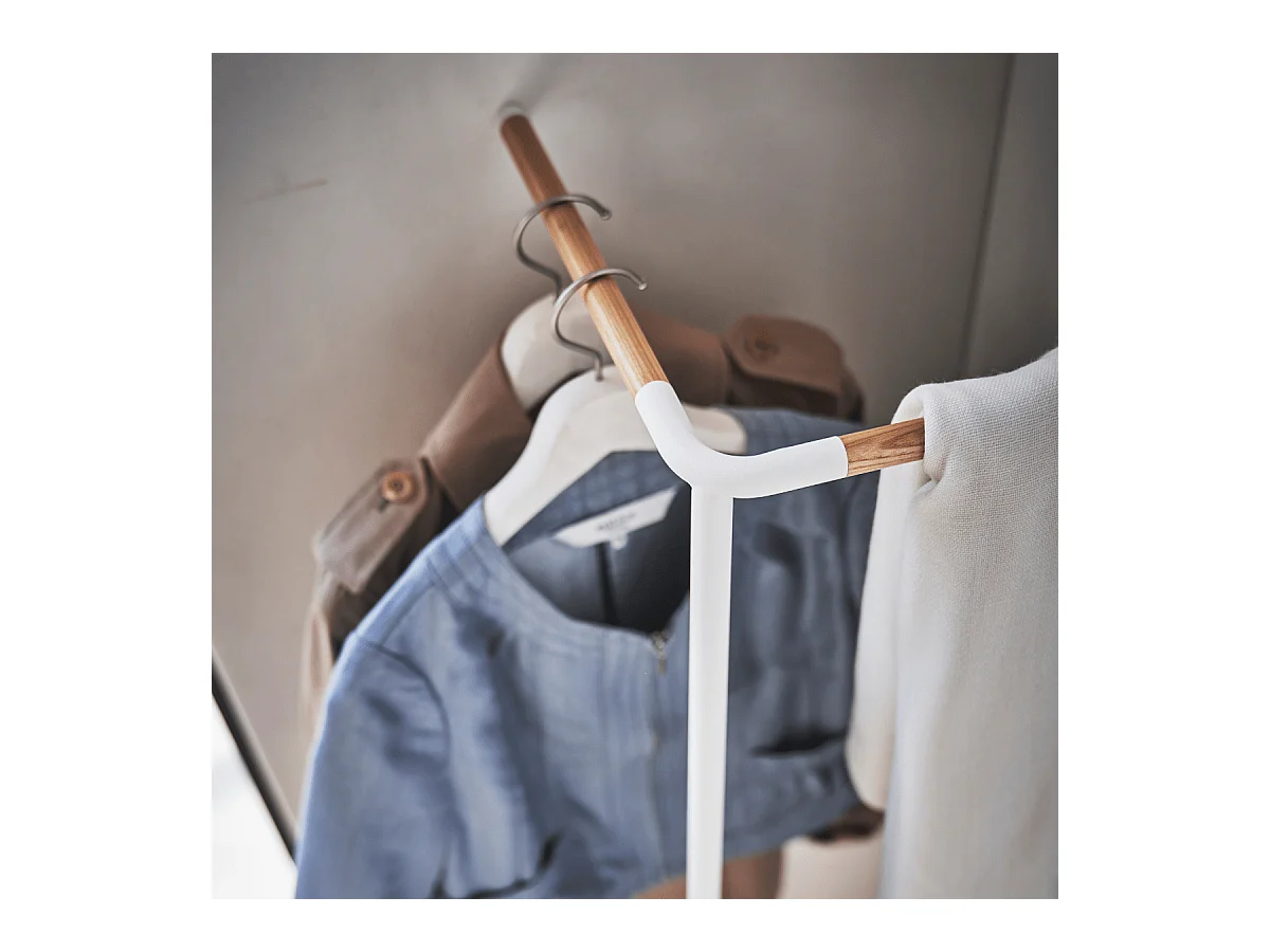 Porte-manteau d'angle incliné H160 cm - TOWER