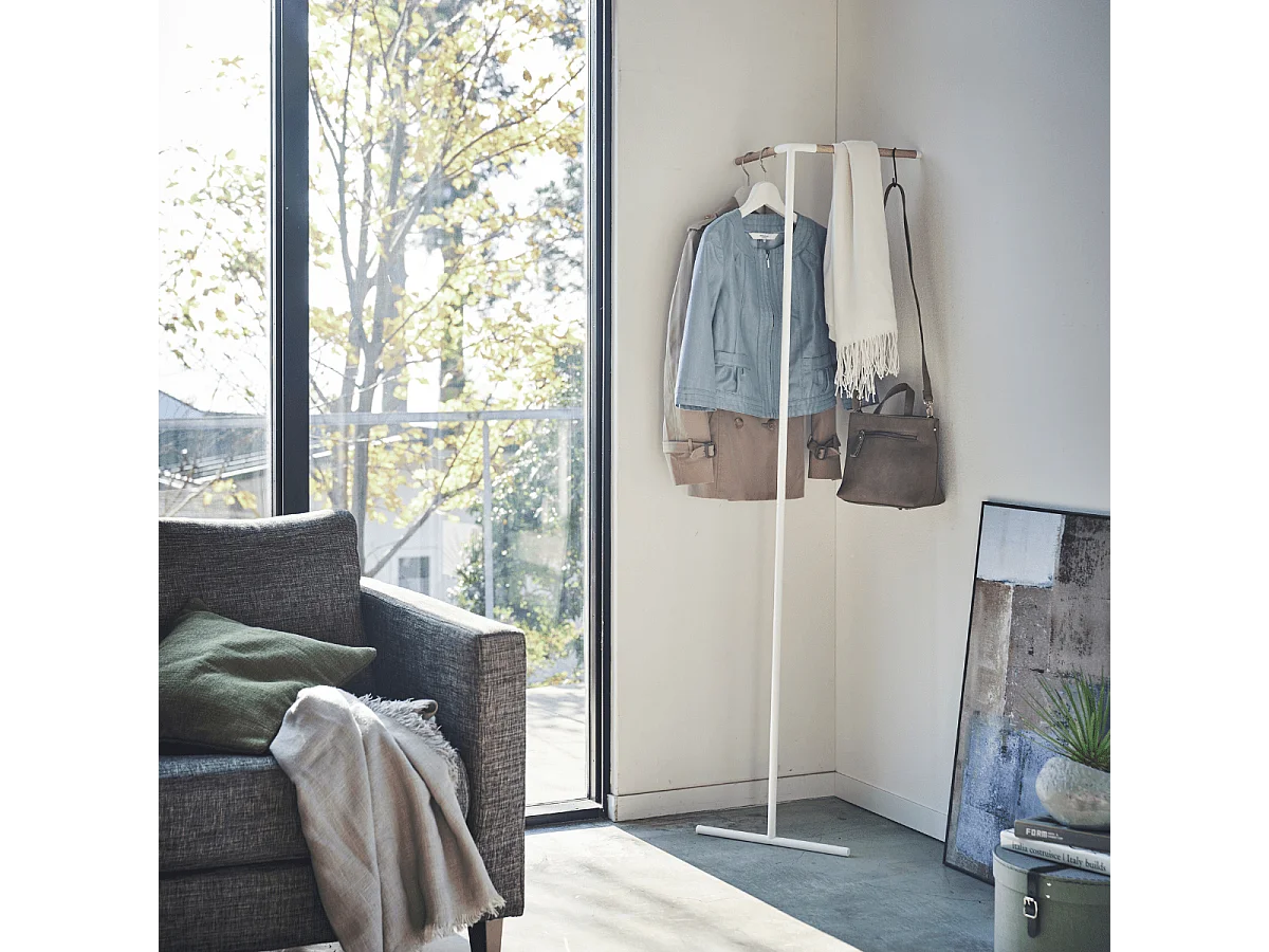 Porte-manteau d'angle incliné H160 cm - TOWER