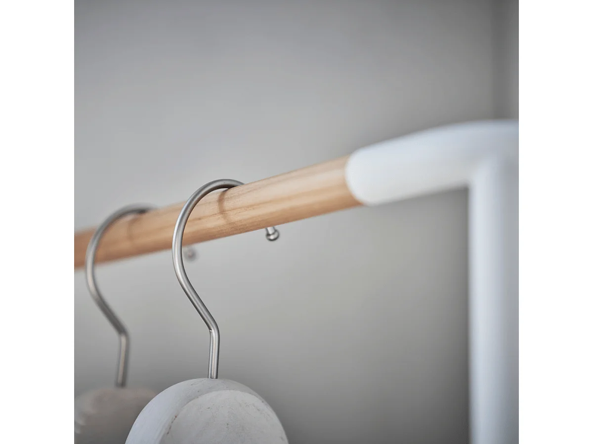 Porte-manteau d'angle incliné H160 cm - TOWER