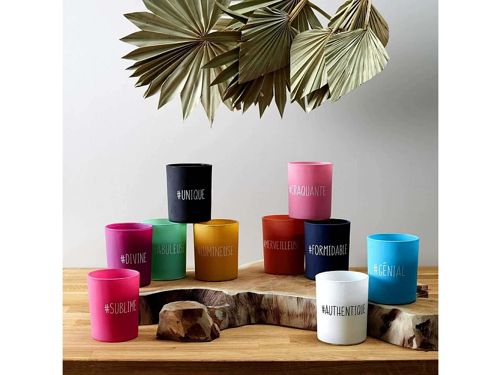 Bougie parfumée senteur vanille Hashtag 9 cm (Lot de 10)