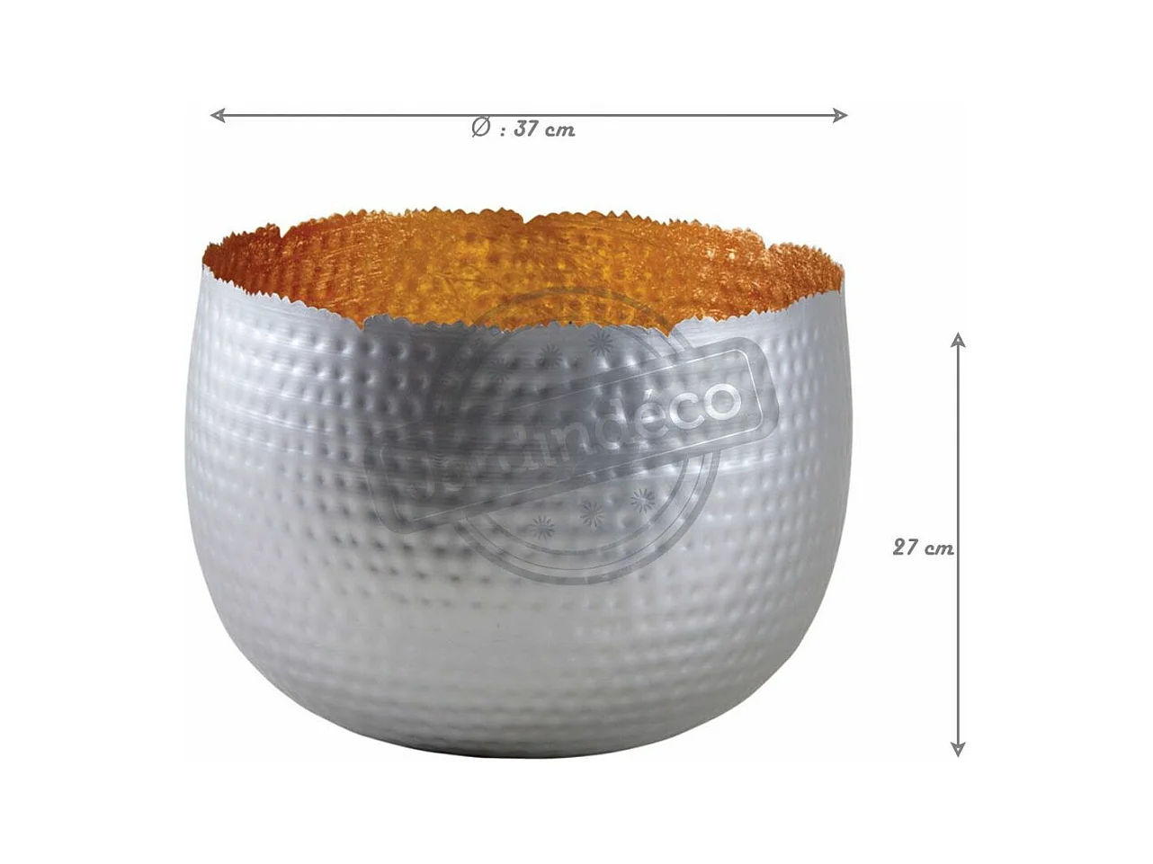 Korb aus innerem goldfarbenem Metall