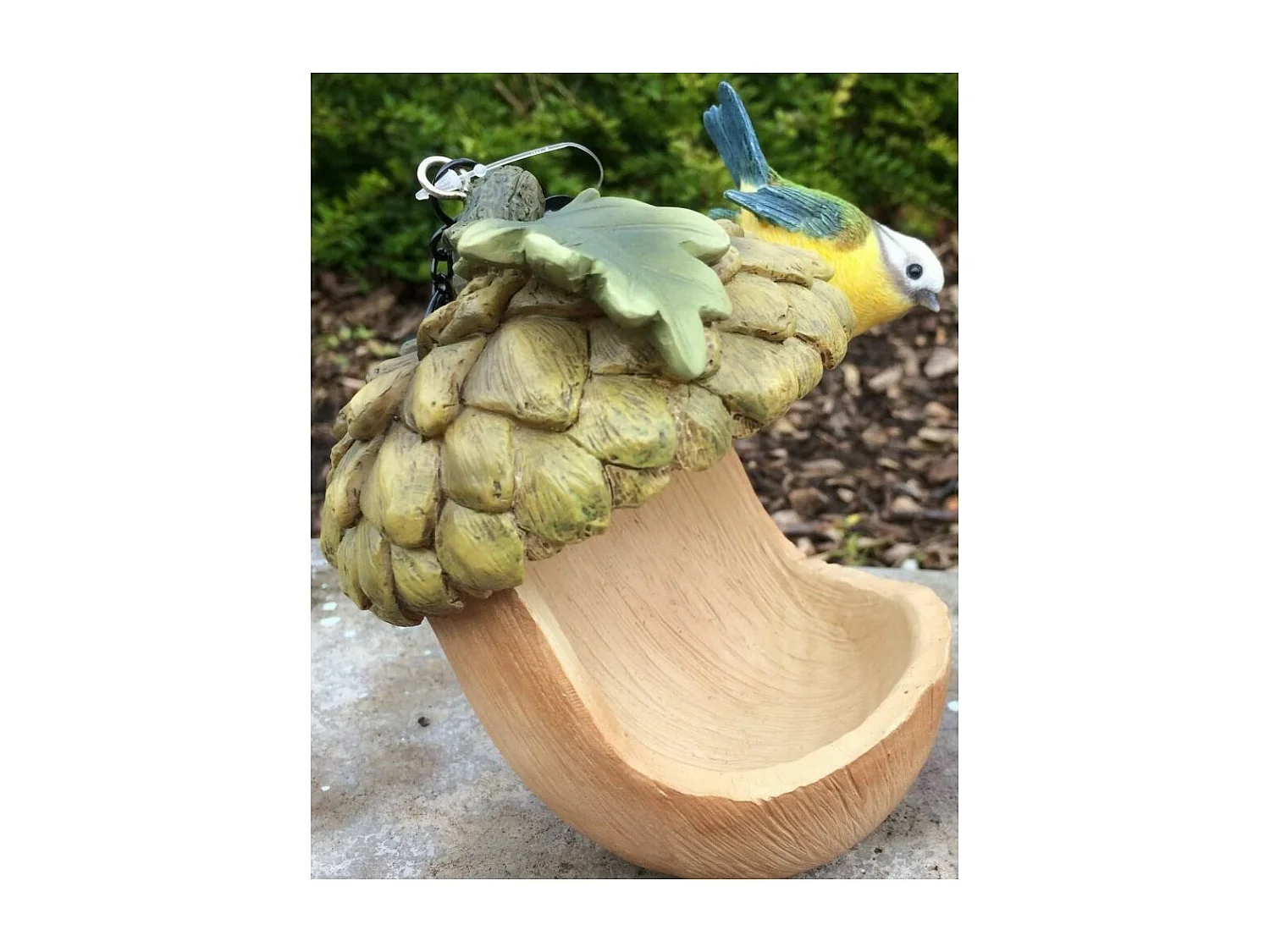 Futterkrippe zum Aufhängen mit Meisefigur