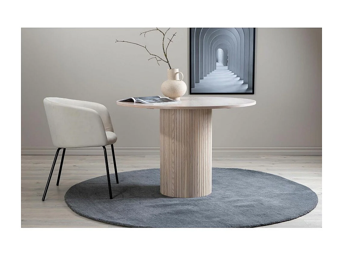 Bianca eetkamertafel Ø110cm eik fineer.