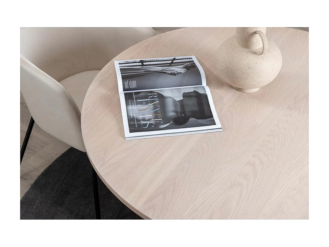 Bianca eetkamertafel Ø110cm eik fineer.