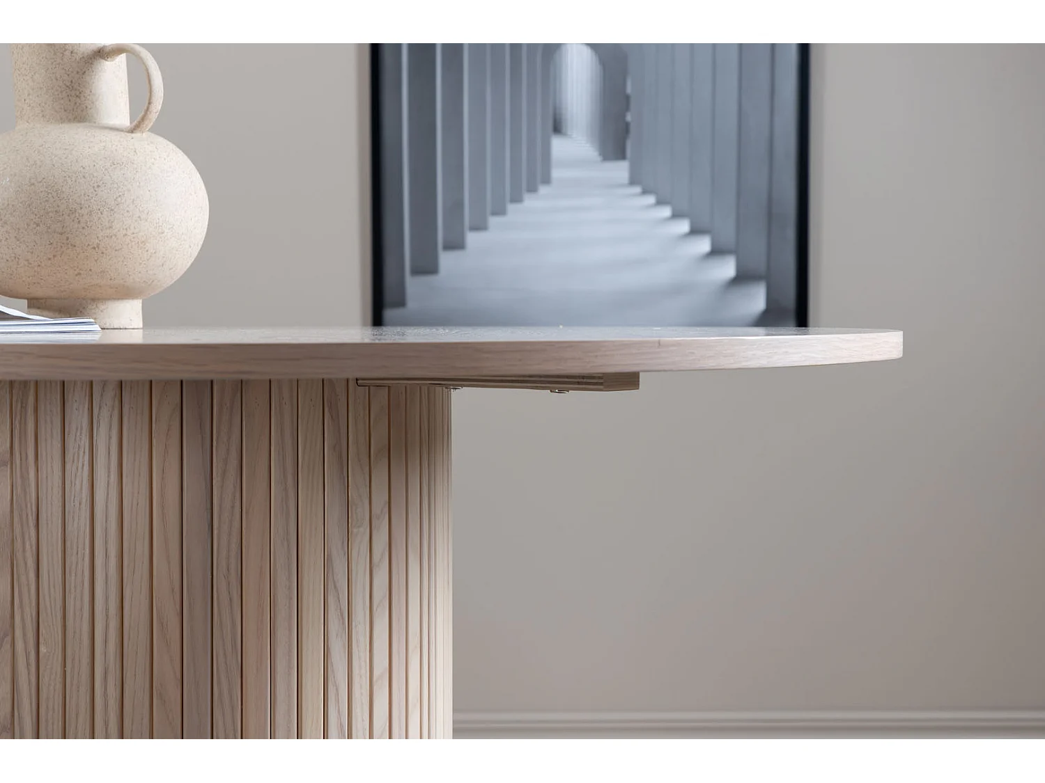 Bianca eetkamertafel Ø110cm eik fineer.