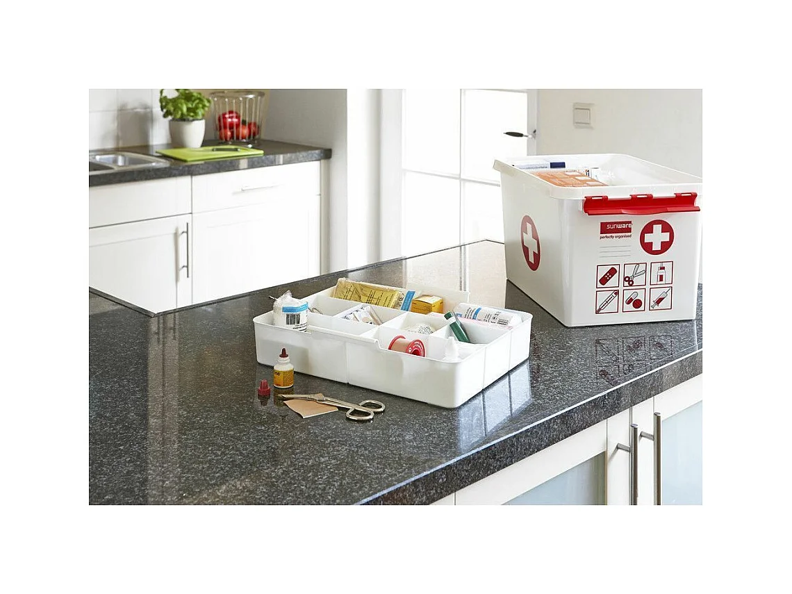 Erste-Hilfe-Box mit Fächer Q-Line
