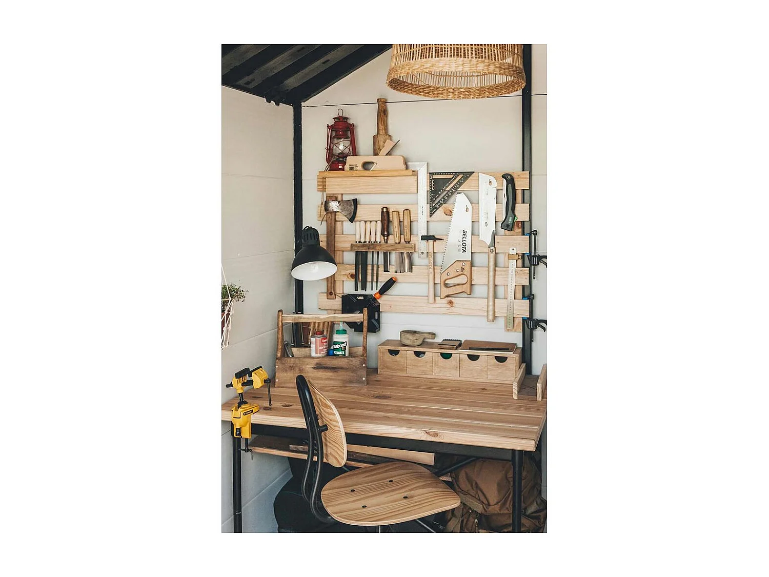 Mini-Ordnungskiste aus Rohkiefernholz mit Schubladen