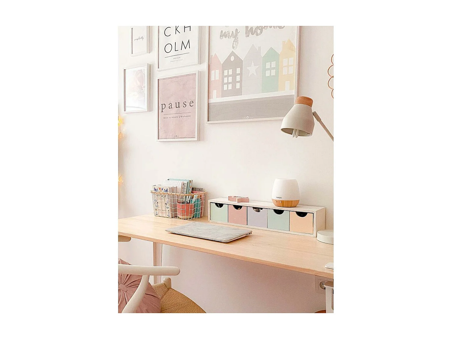 Mini-Ordnungskiste aus Rohkiefernholz mit Schubladen