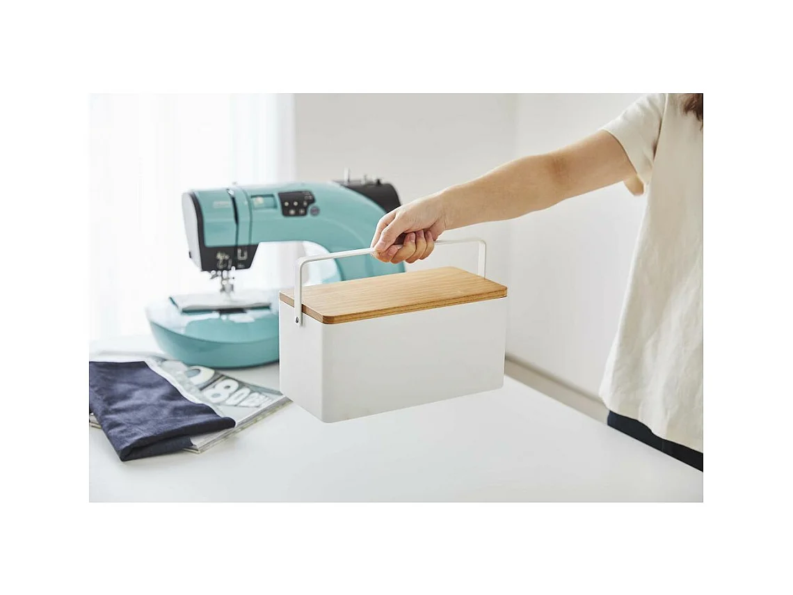 Boîte à couture Sewing box