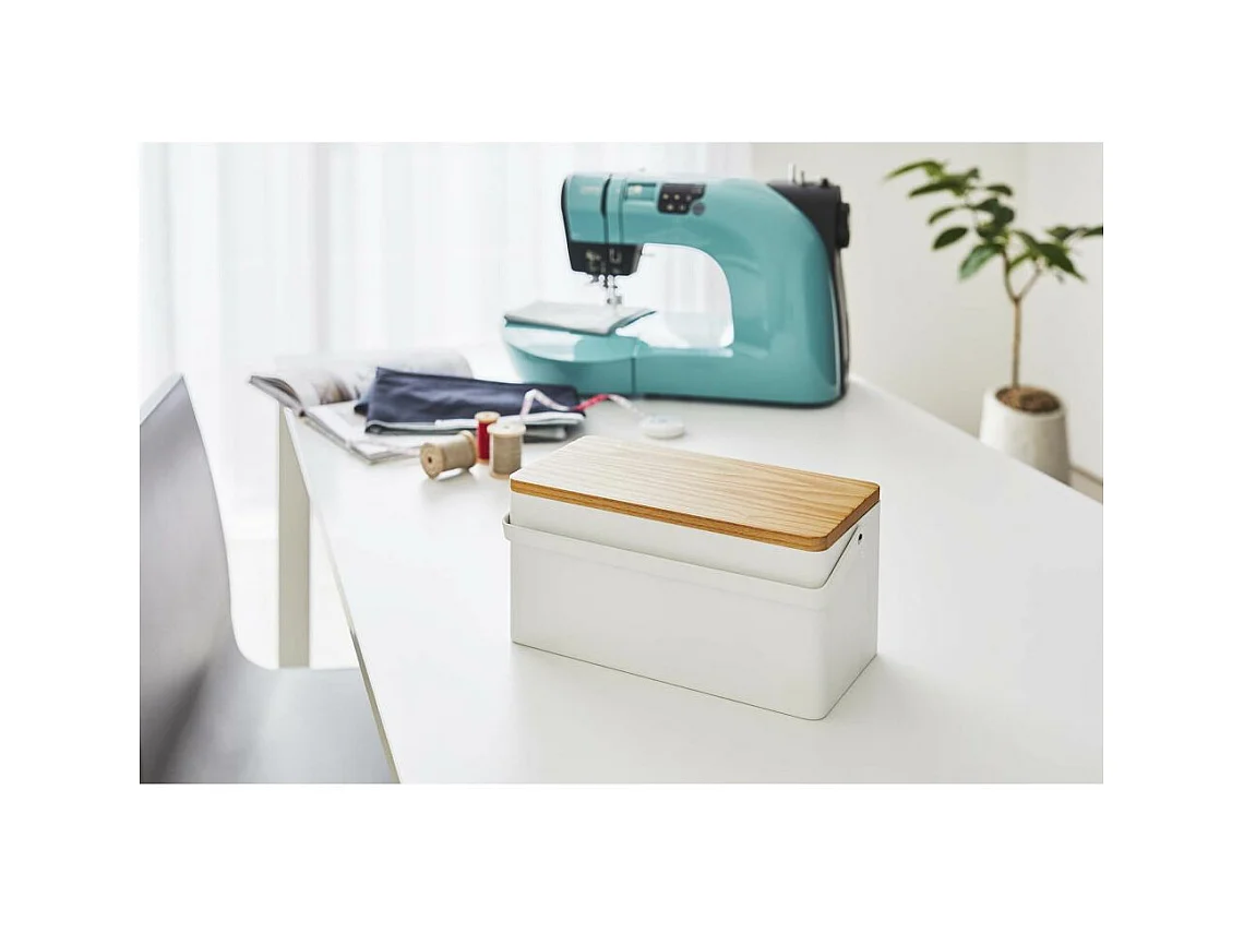 Boîte à couture Sewing box