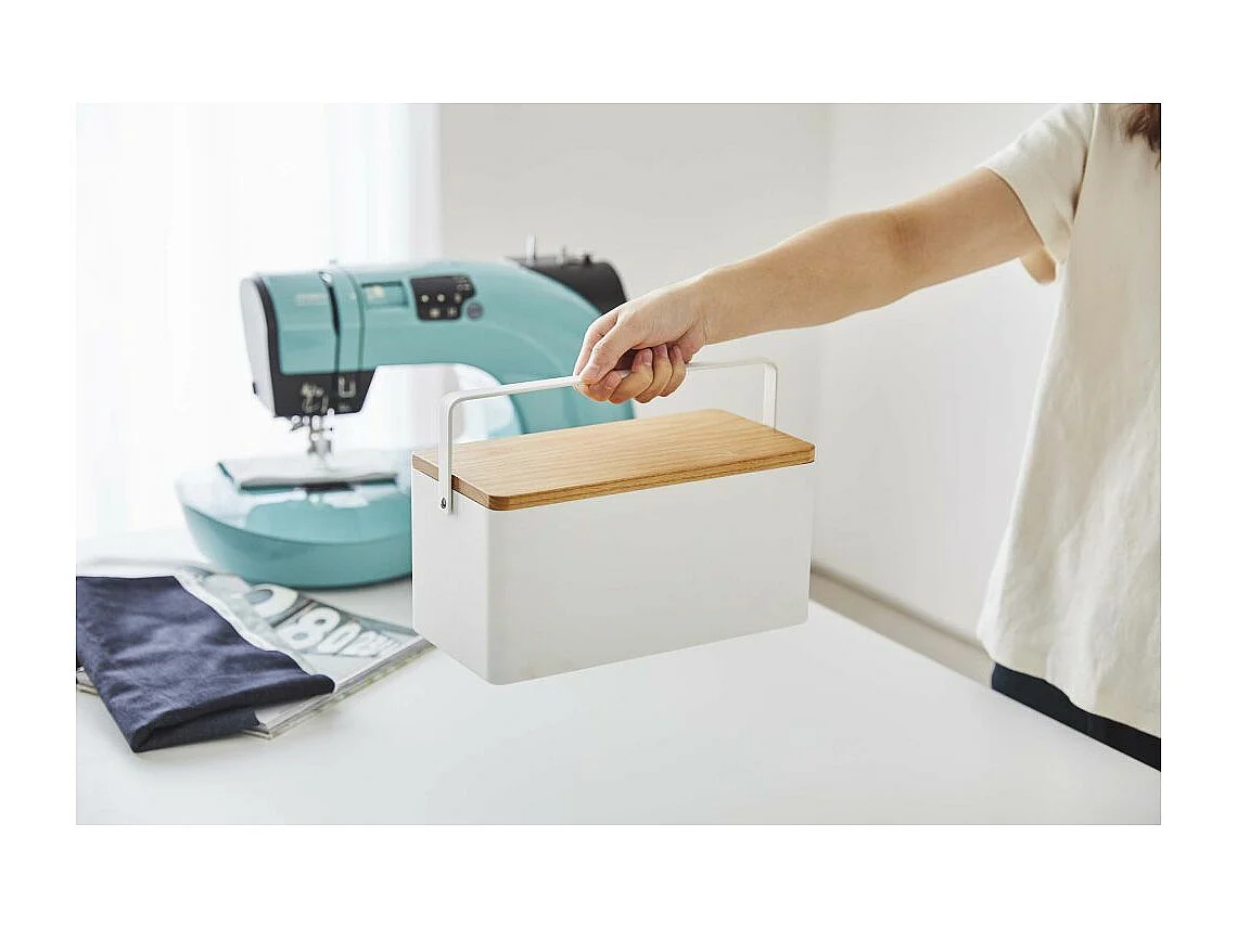 Nähkorb aus Metall und Holz "Tower"