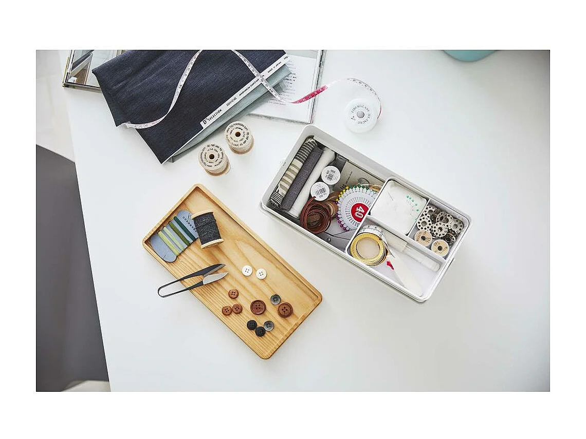 Nähkorb aus Metall und Holz "Tower"