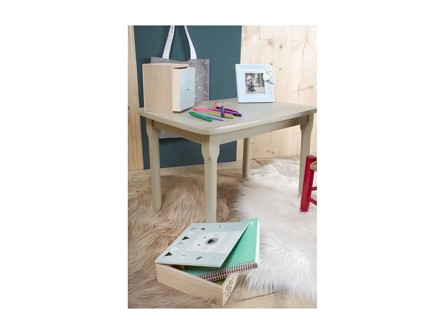 Boite carrée en bois Ours