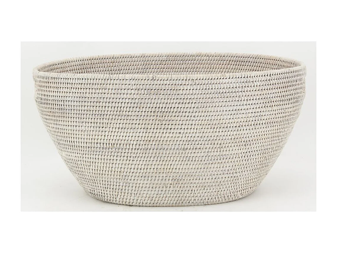 Corbeille à linge en rotin tressé patiné blanc