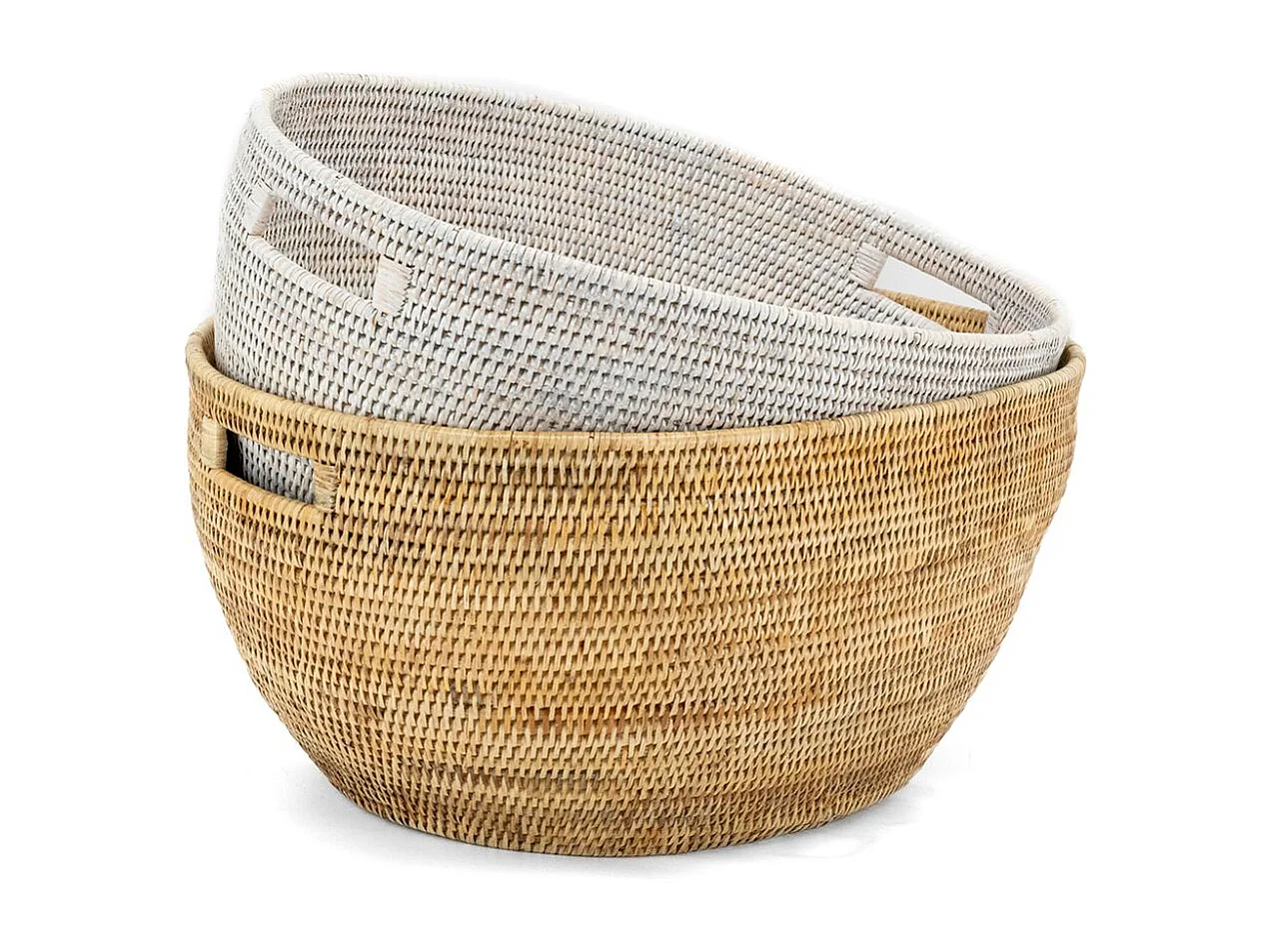 Corbeille à linge en rotin tressé patiné blanc