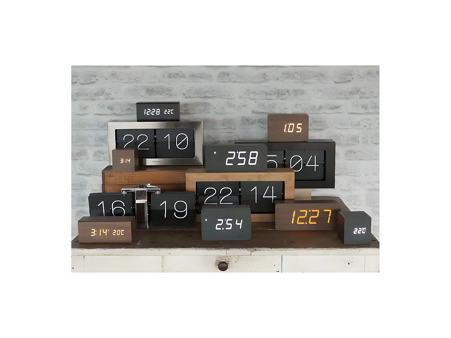 Réveil en bois chiffres LCD Tube