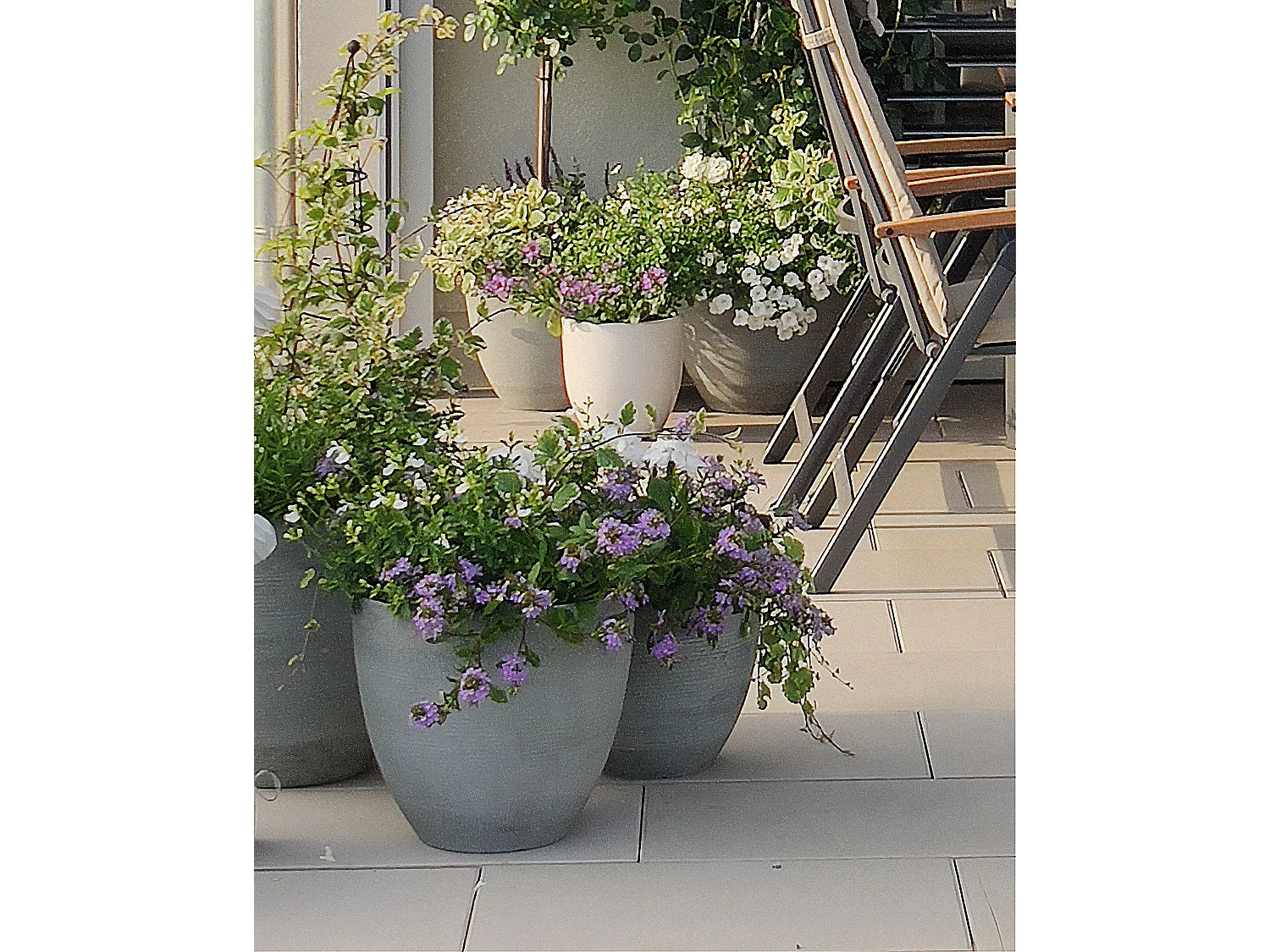 Blumenkübel KANNIA Keramik 46 cm Hellgrau