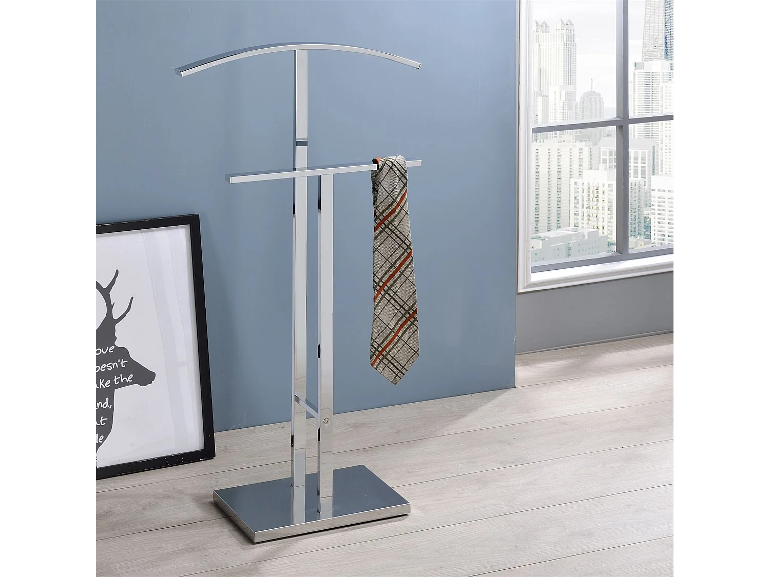 Valet de chambre SCOTT chevalet de nuit avec cintre et portant pour vêtements, socle rectangulaire et tubes en métal chromé