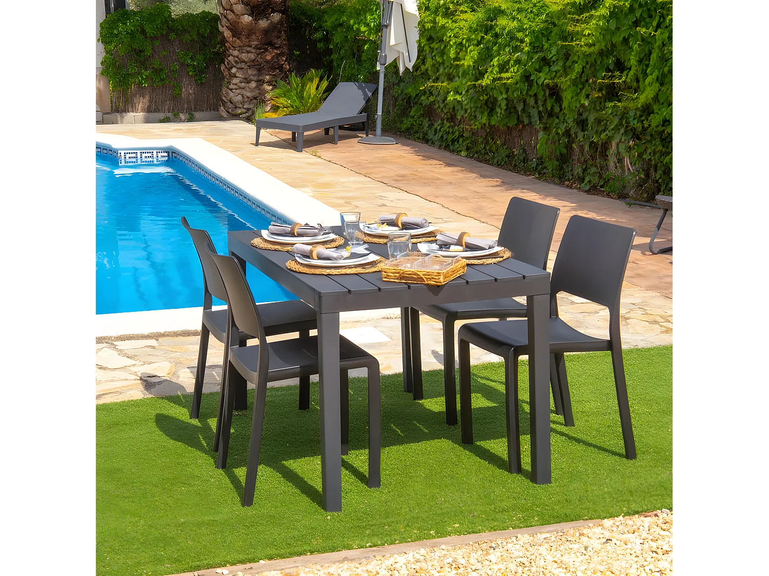 Mesa de exterior Ohana Antracita