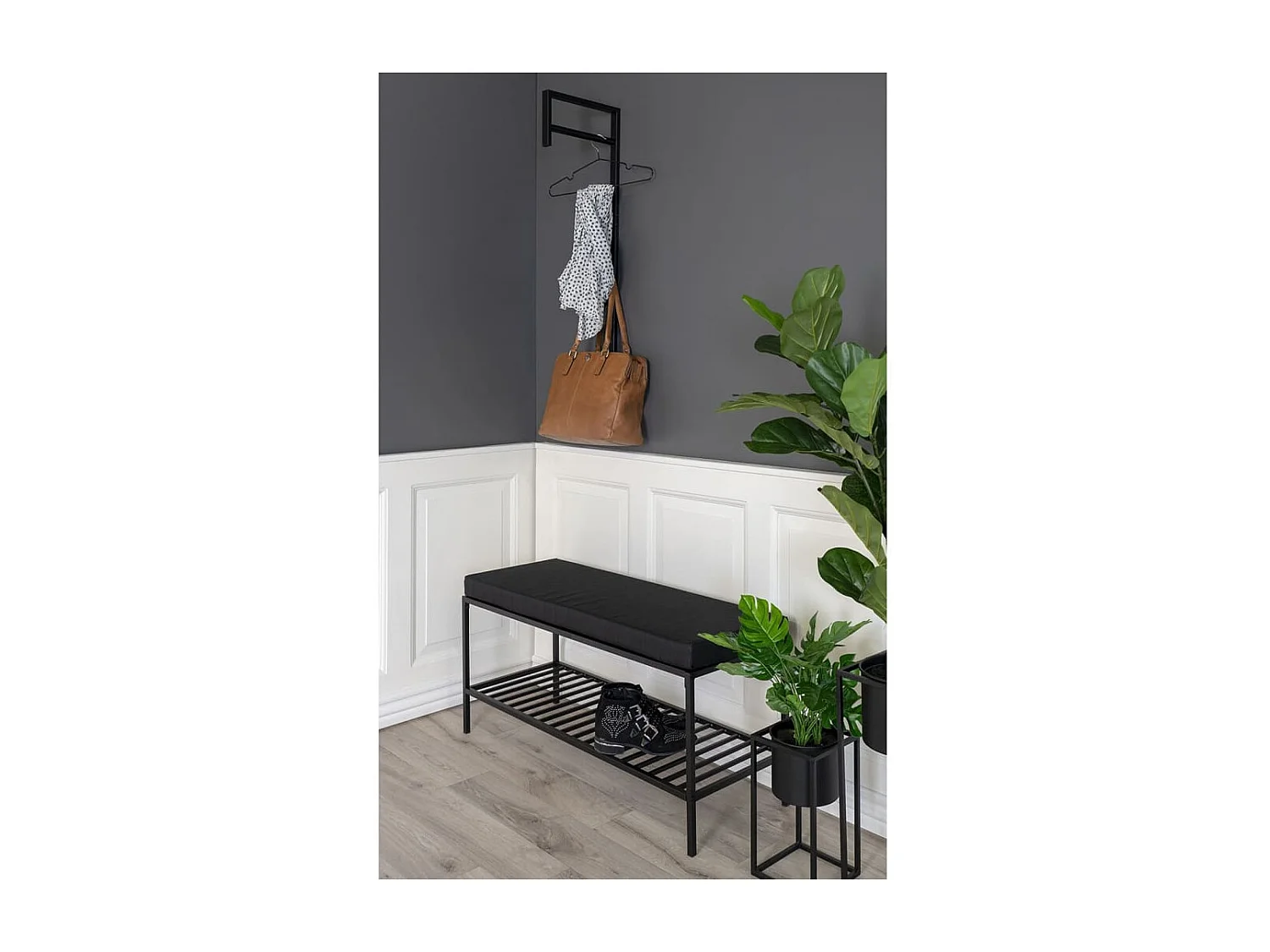 Banc Avery avec étagère et coussin Noir