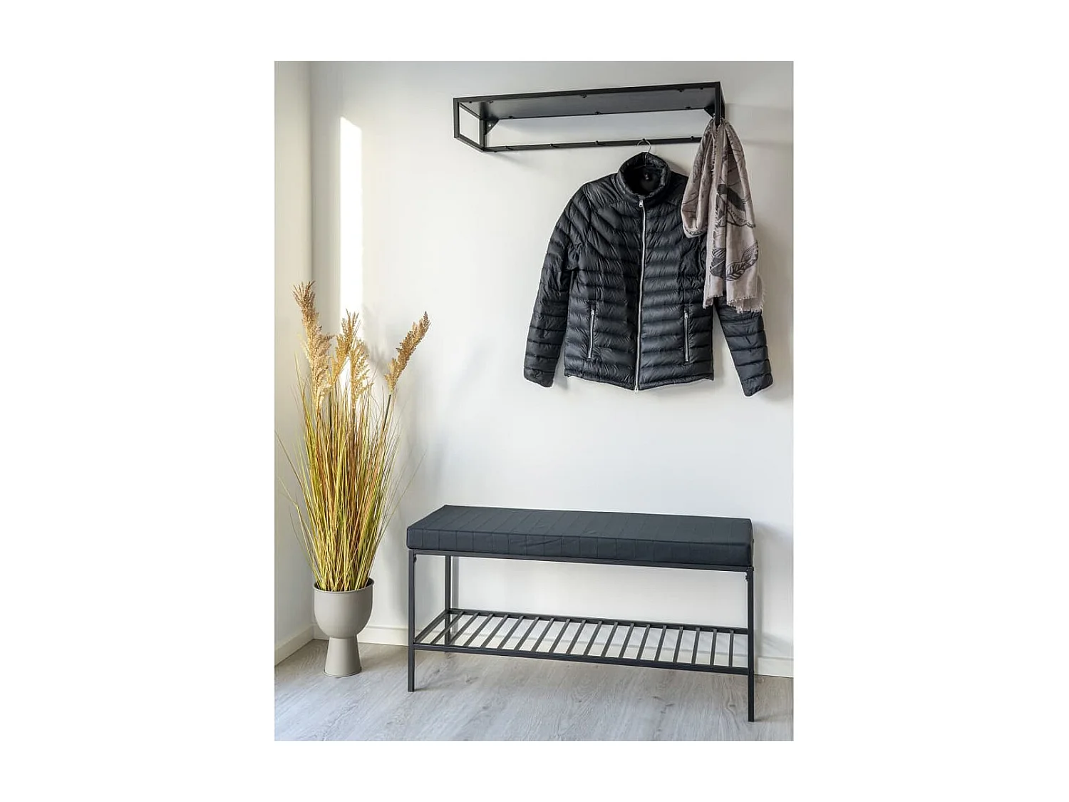 Vita Banquette avec coussin, noir.