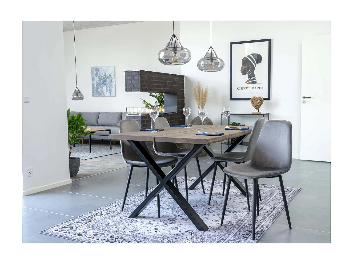 Tony eetkamertafel gerookte eik geolied.