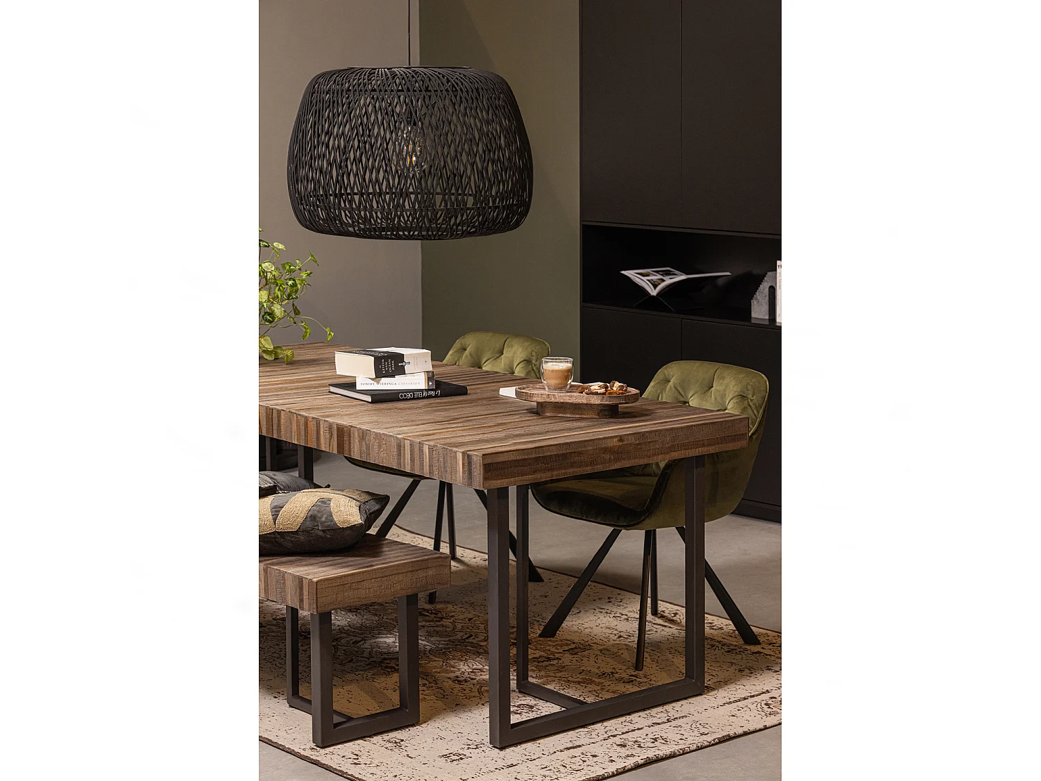 Finca - Meuble de rangement en bois massif de pin L110cm - Noir