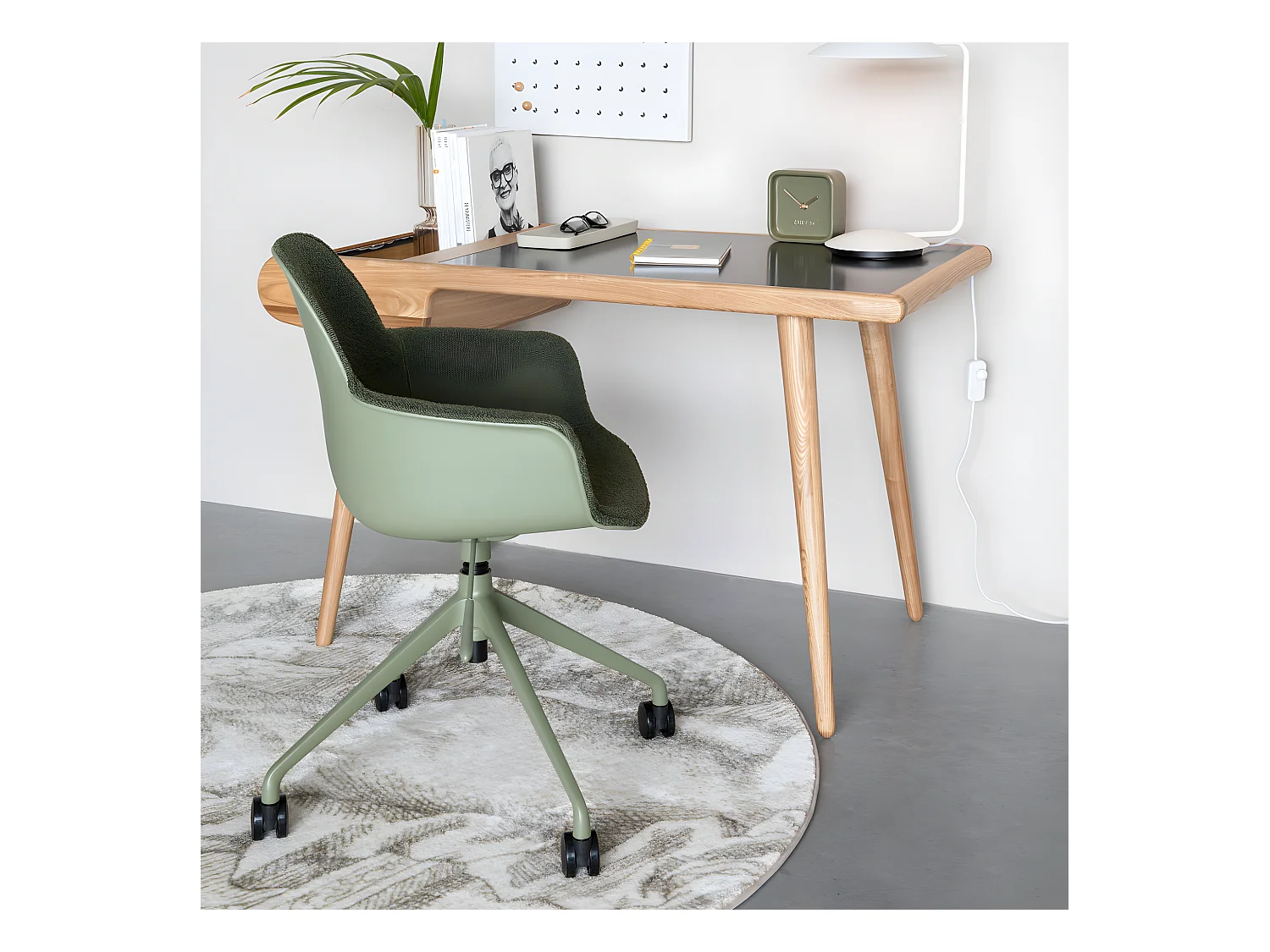 Albert Kuip - Chaise de bureau en tissu bouclette avec accoudoirs pivotante à roulettes - Vert