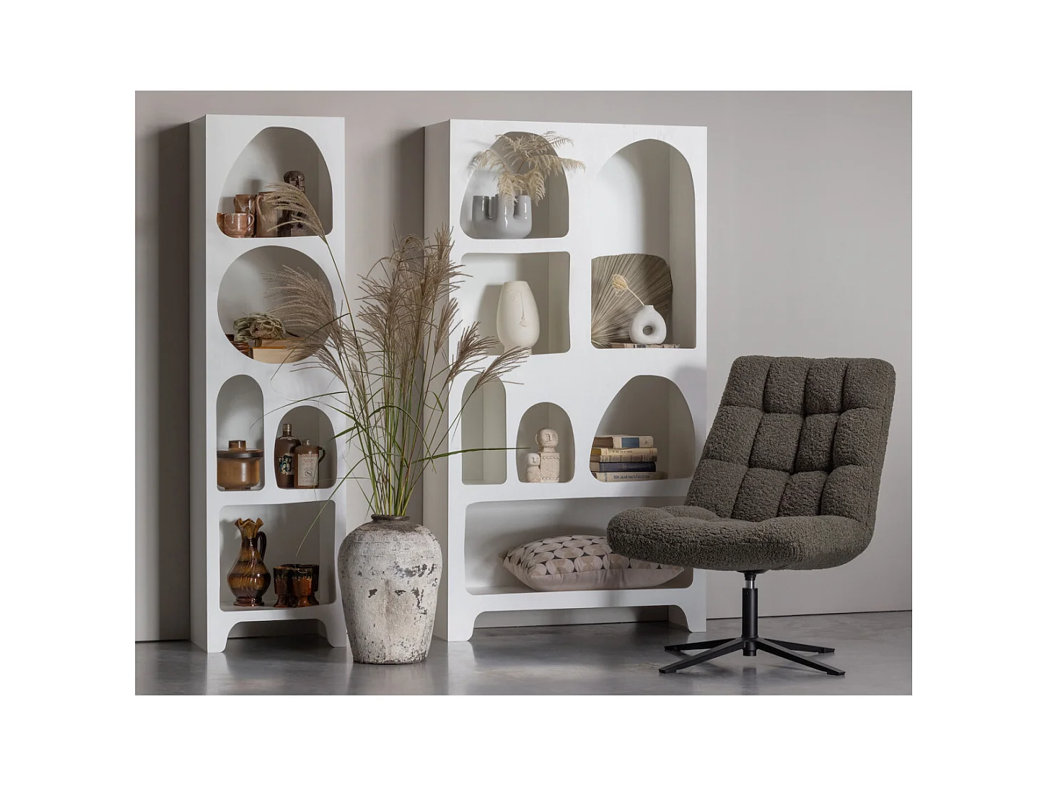 CAZ - Étagère étroite en contreplaqué avec niches