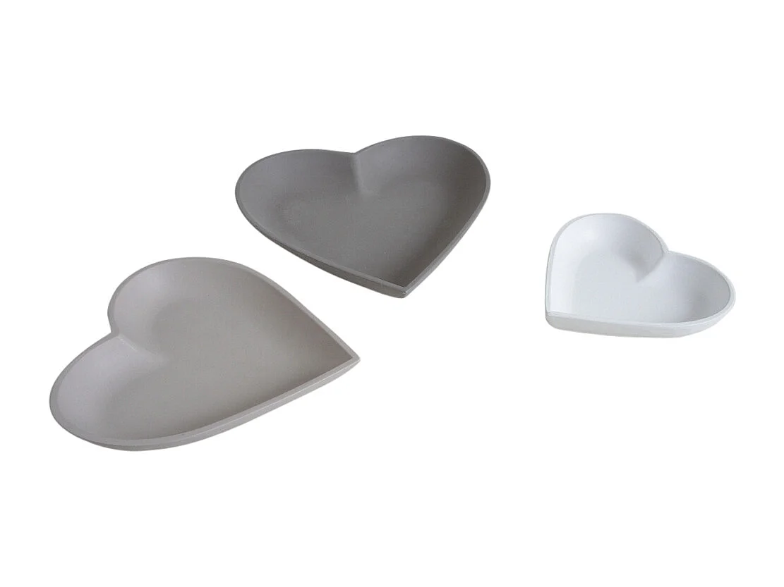 Plateaux coeurs en bois laqué (lot de 3)