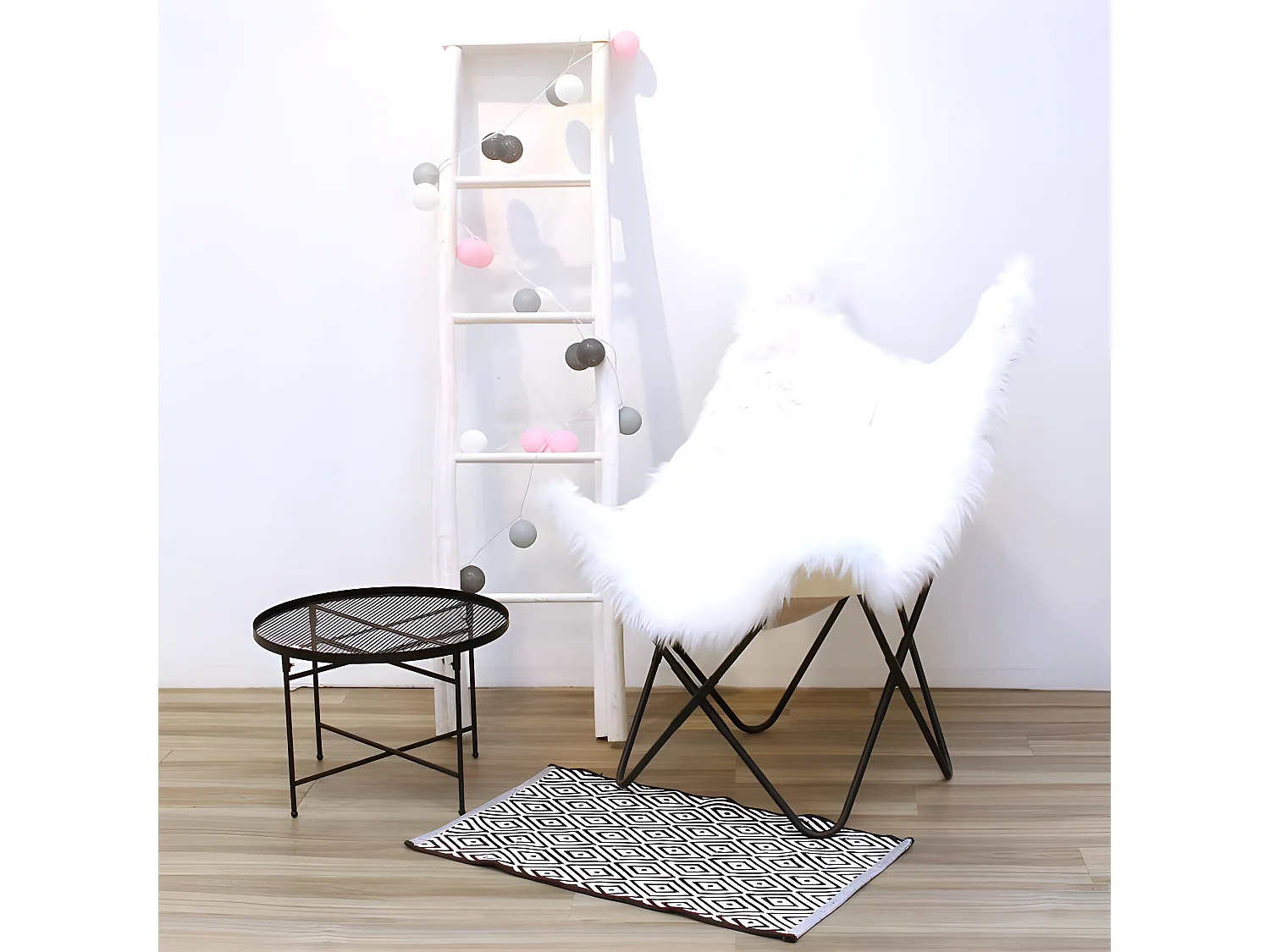 Guirlande Lumineuse à Led "10 Boules" 175cm Gris Rose