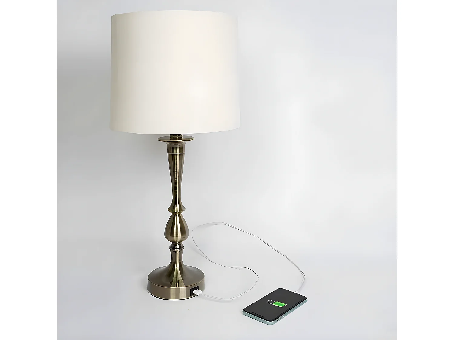 Sobremesa Con Puerto Usb Modelo Khalifa Cuero Con Pantalla