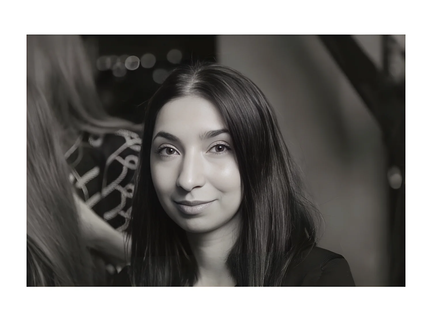 Lampe de table FARO en verre blanc de MANTRA