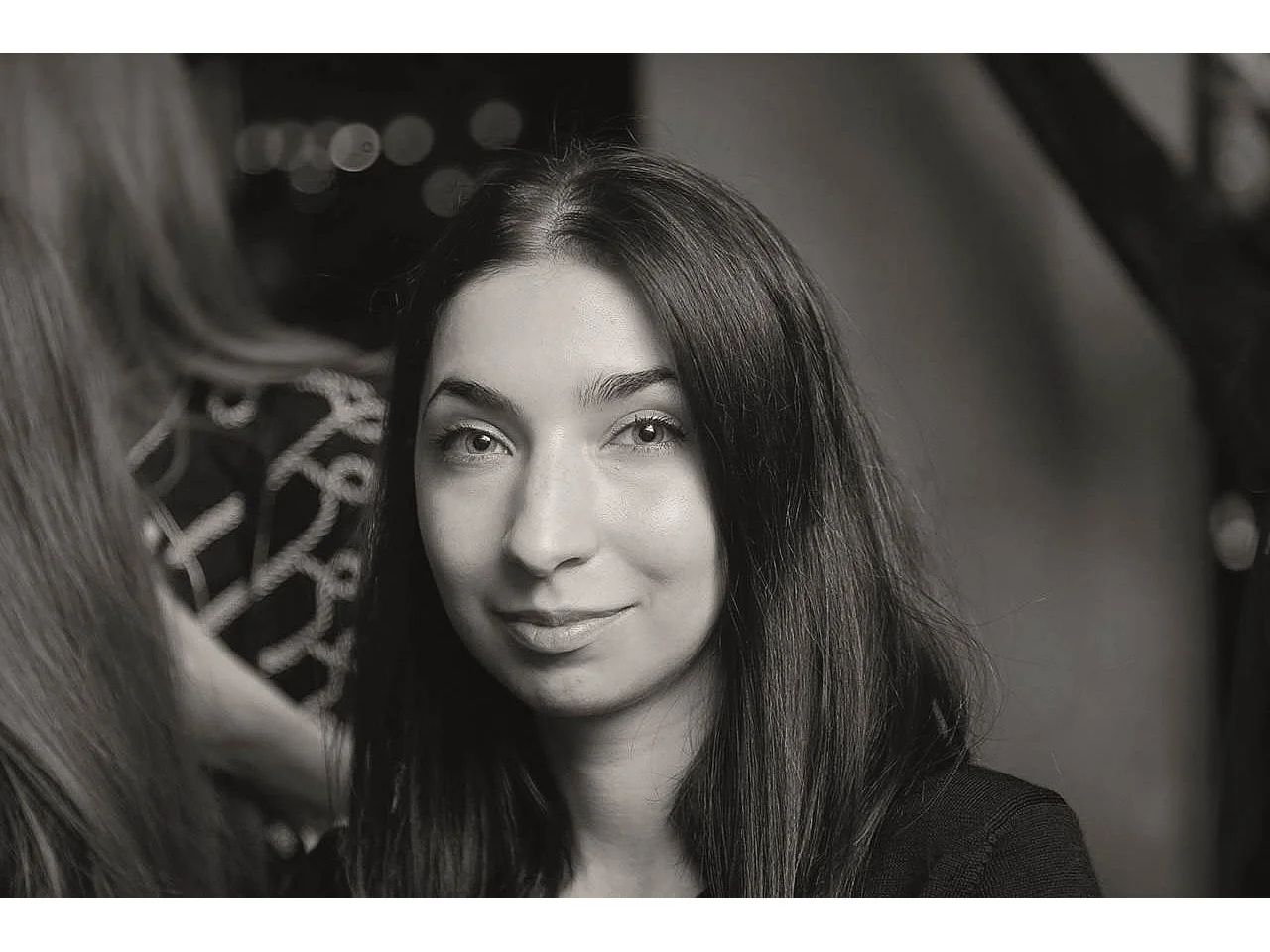 Lampe de table FARO en verre blanc de MANTRA