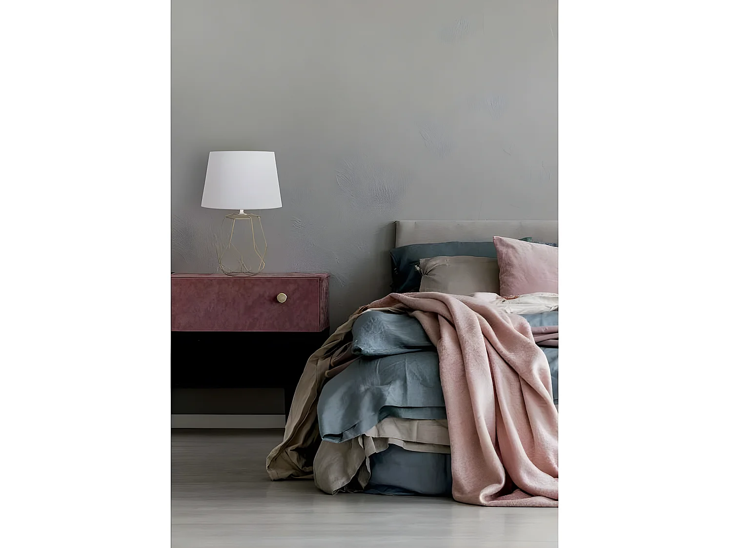 Modèle de bureau en métal doré LABEO 51,5 Cm FABRILAMP