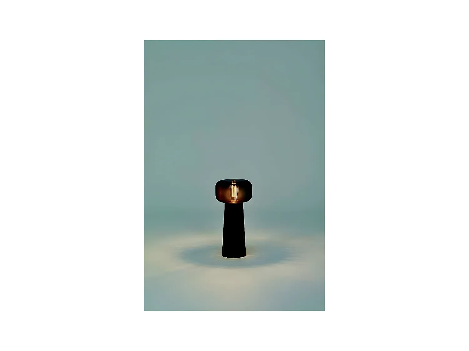 Bureau noir de 1 FARO modèle Light en verre MANTRA