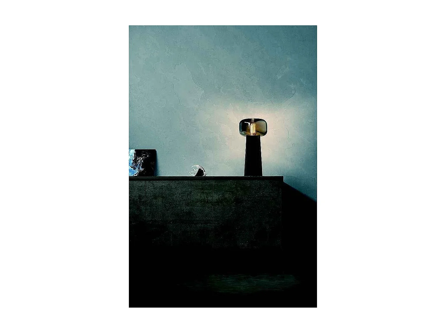 Bureau noir de 1 FARO modèle Light en verre MANTRA