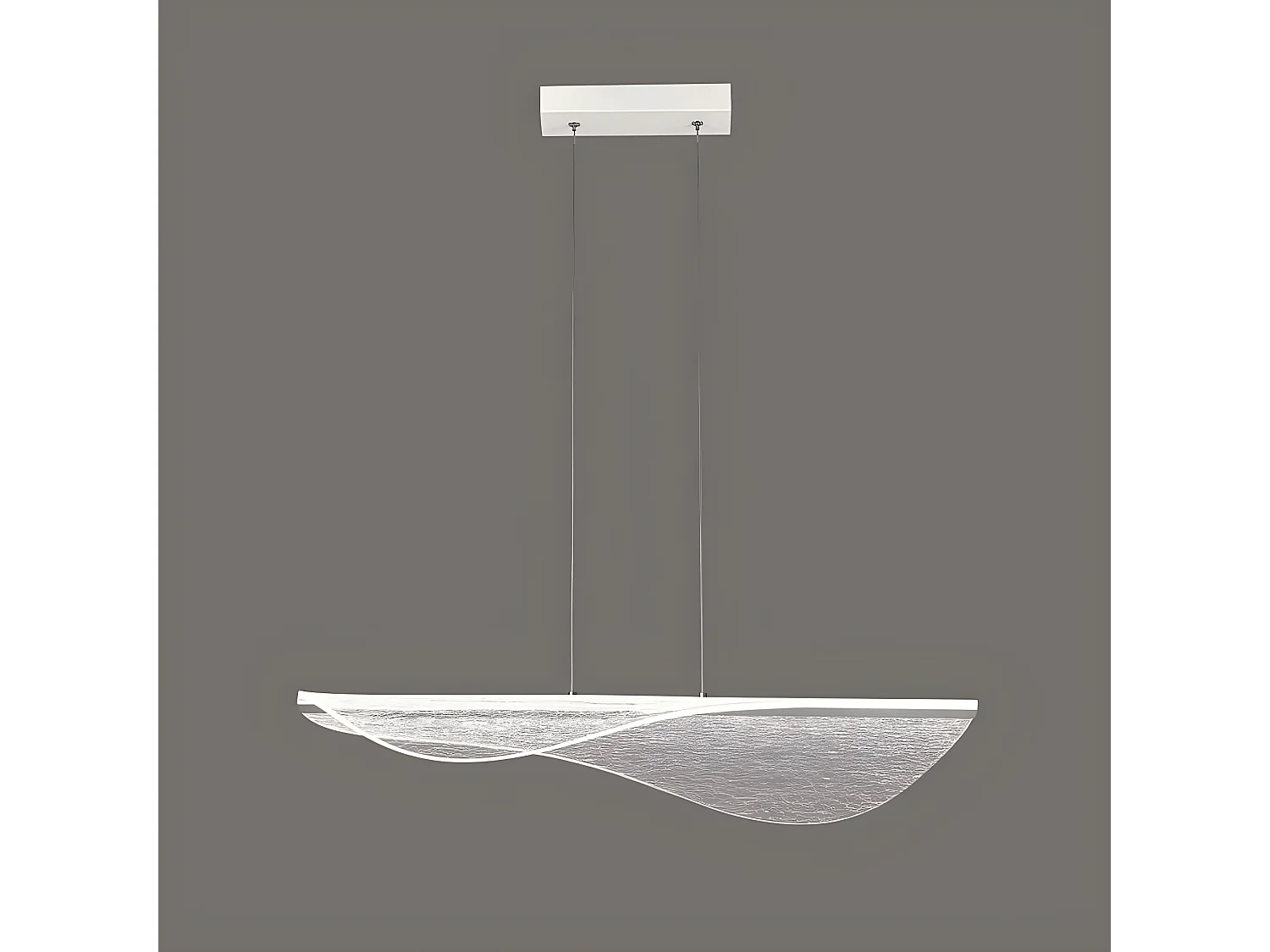 Modèle de suspension LED BIANCA en finition blanc transparent MANTRA