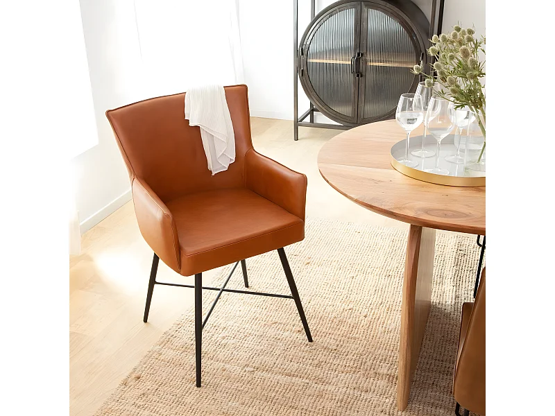 Fauteuil en cuir marron Hipolyte