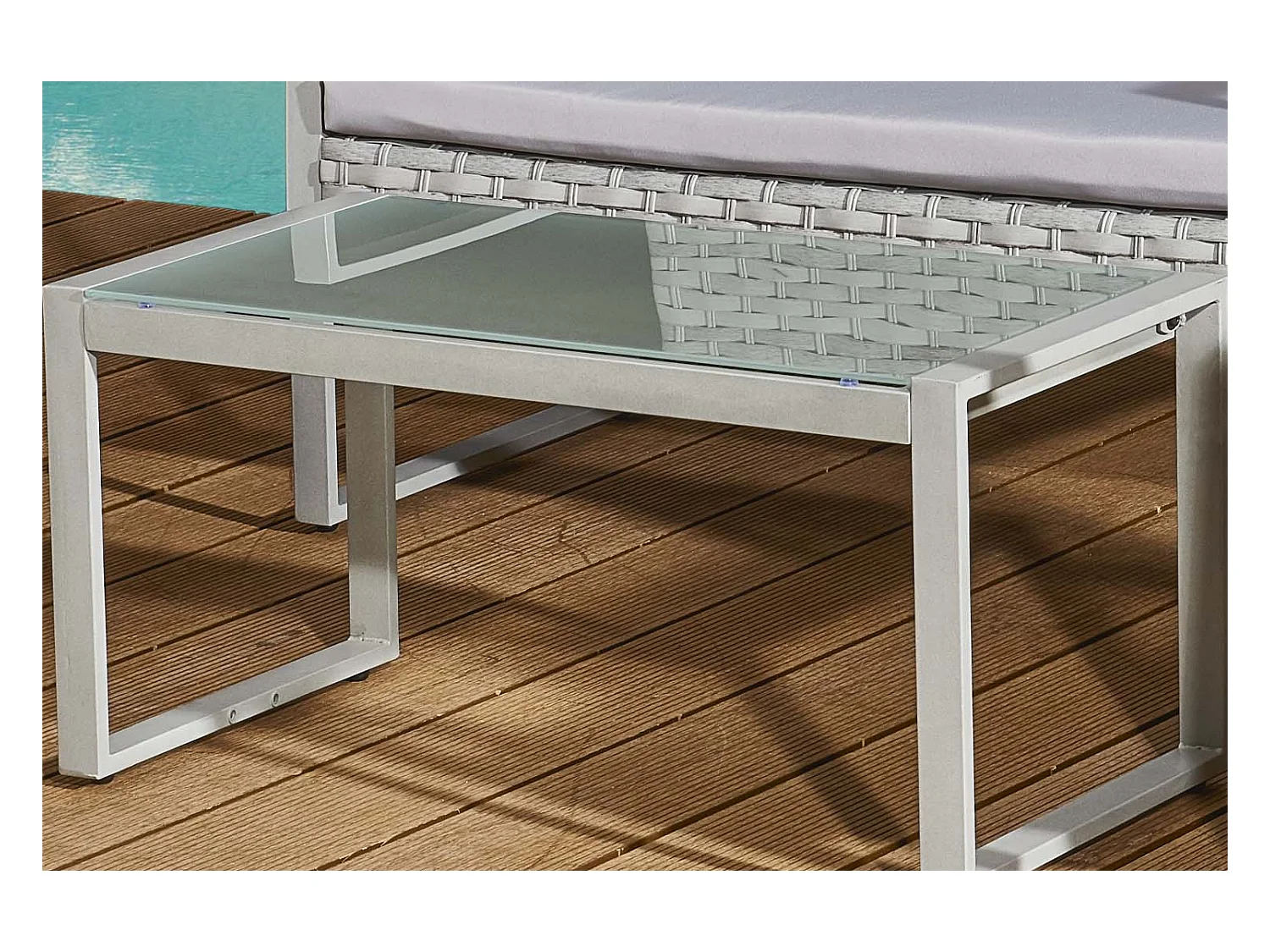 Salotto da giardino basso 4 posti in resina intrecciata ESNA