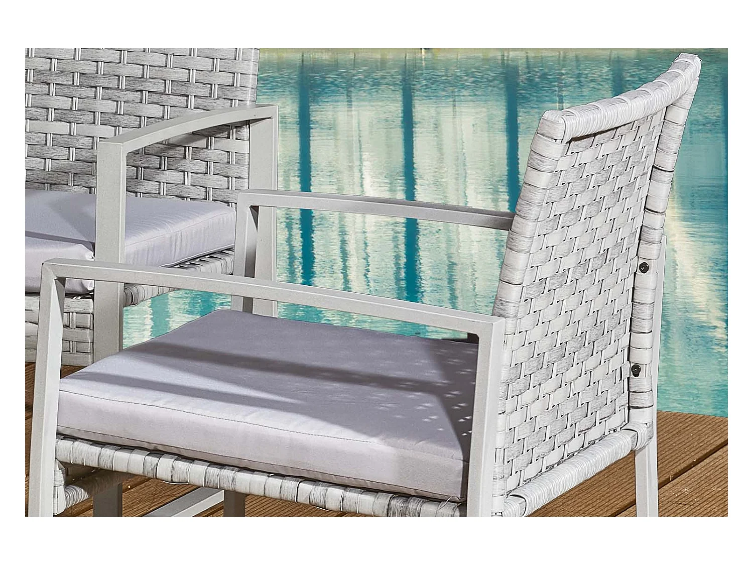 Salotto da giardino basso 4 posti in resina intrecciata ESNA