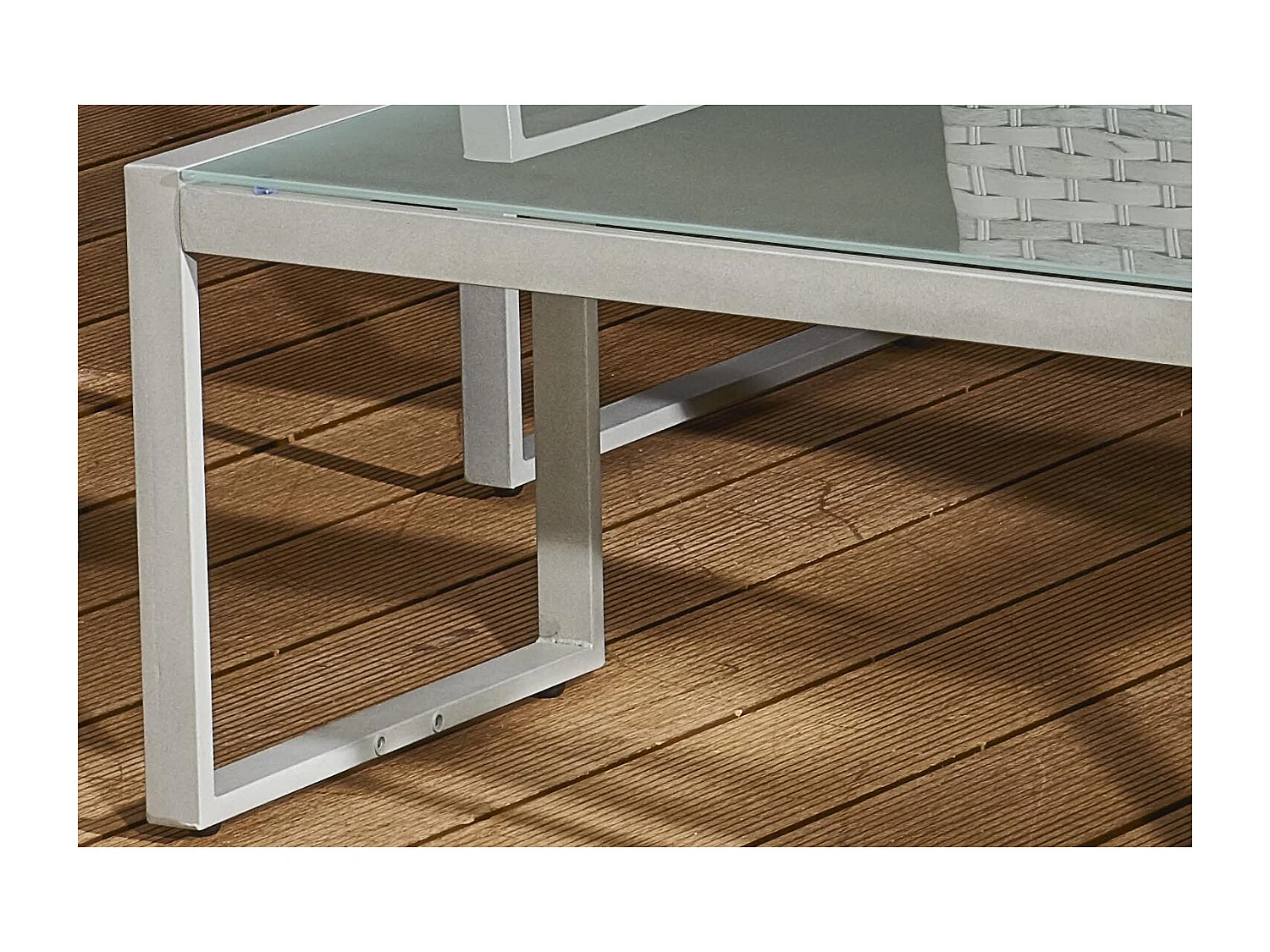 Lage Loungeset 4 Personen van Lichtgrijze Vlechtwerk Resin ESNA