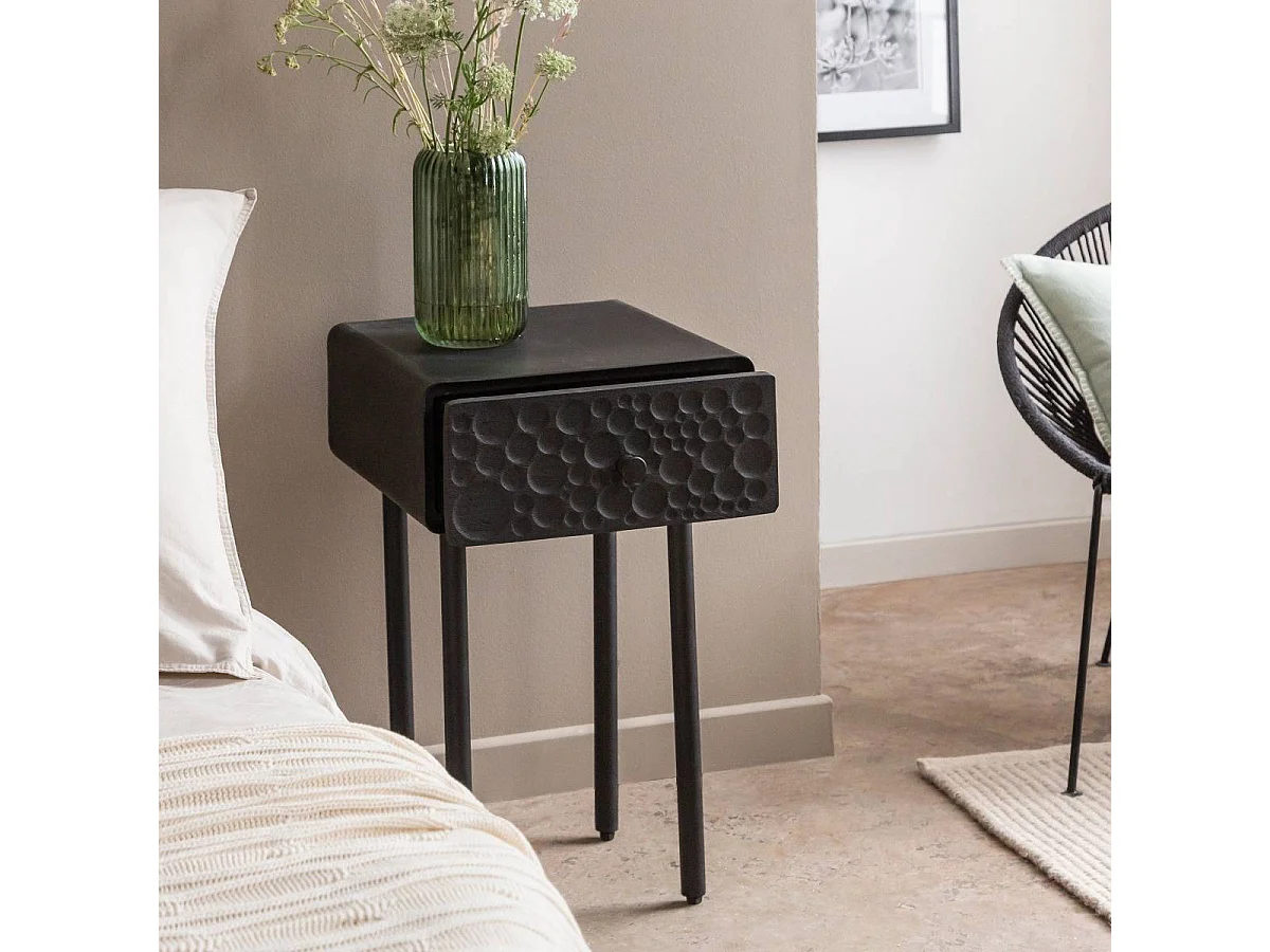 Mesa de noche de madera de mango y metal Liv, elegancia contemporánea para tu dormitorio